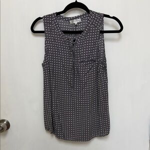 Sleeveless Patterned Top - Black and White